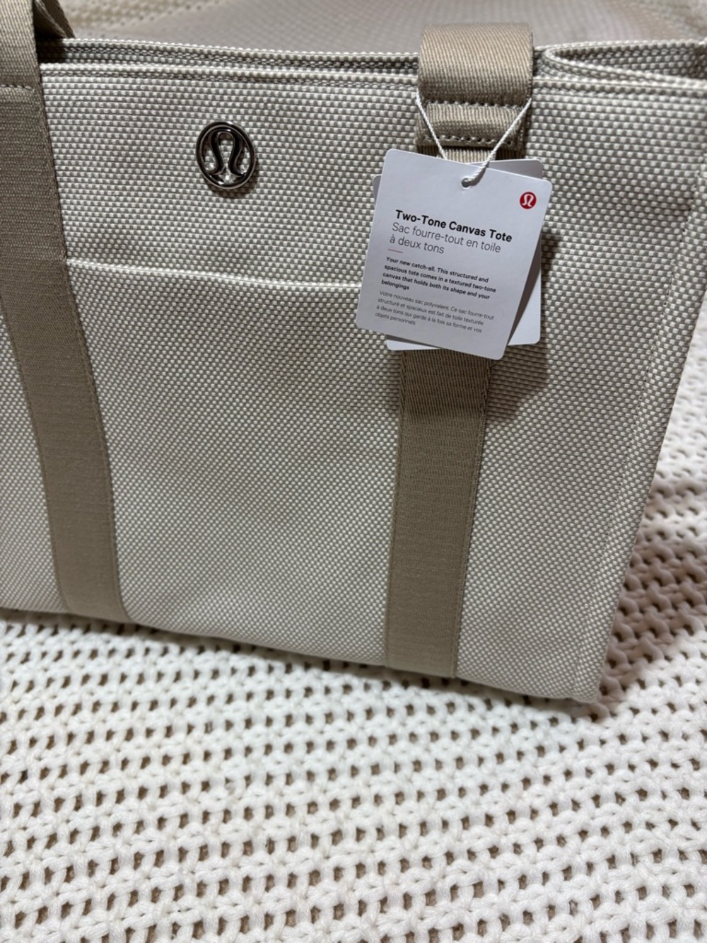 NWT lululemon two tone canvas tote 10L - Picture 4 of 14